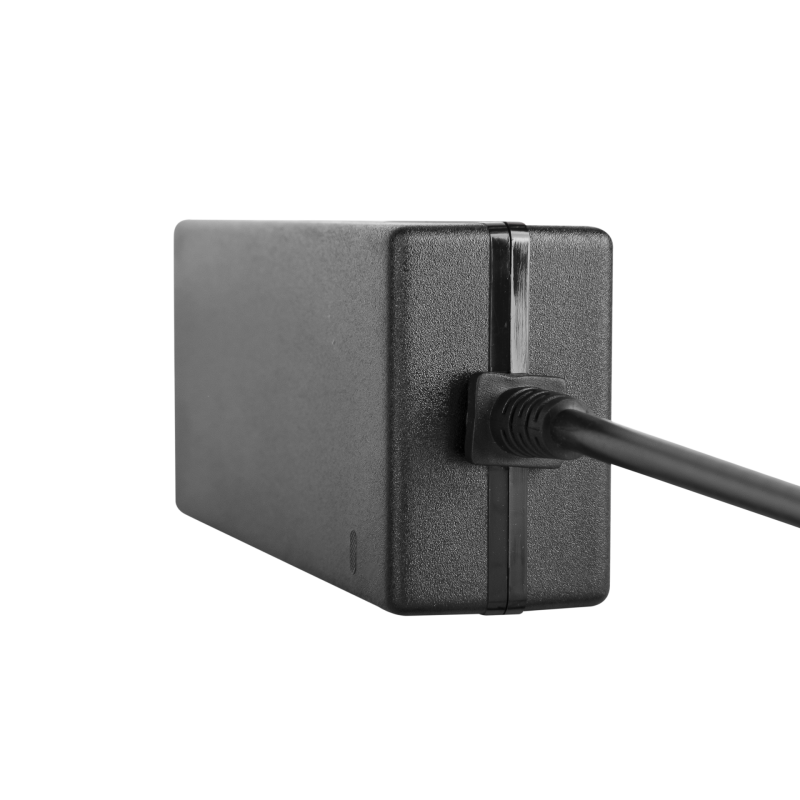 Зарядний пристрій 12V (14.6V)-4A-48W