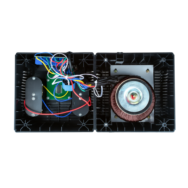 Стабілізатор напруги LPT-1000RD (700W)