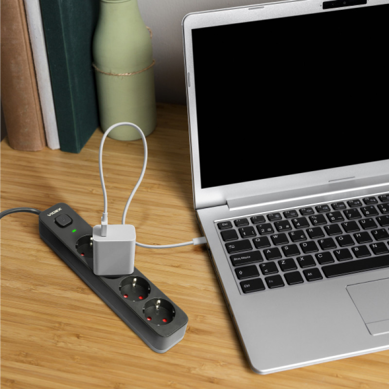 Мережевий подовжувач VIDEX ONCORD з/з 4п 3м (3x1.5мм) з кнопкою Black